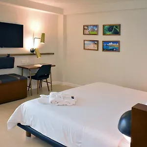 4* מלון Mex